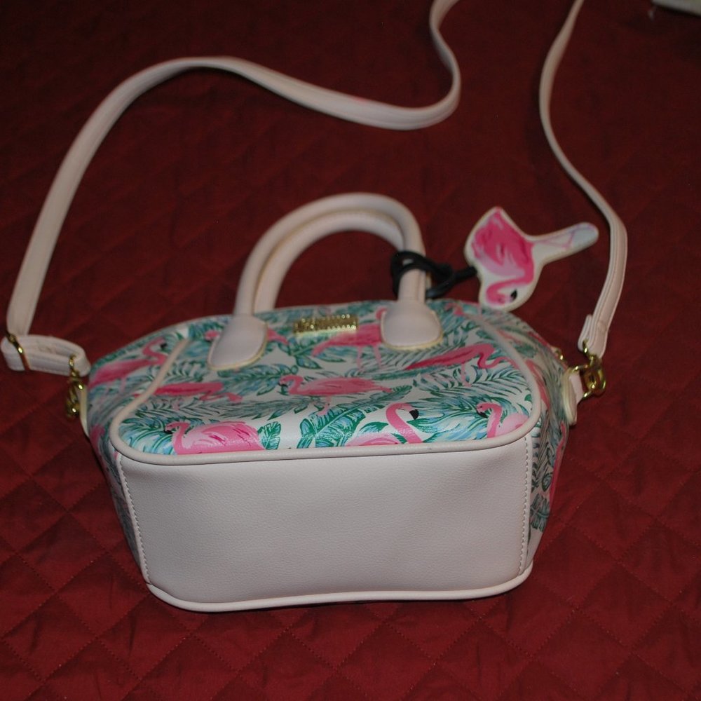 ***SUPER SALE*** - Cute Betsey Johnson Flamingo Purse - Picture 2 of 7